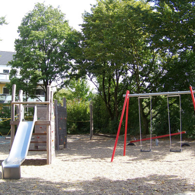 Der Spielplatz direkt am Haus